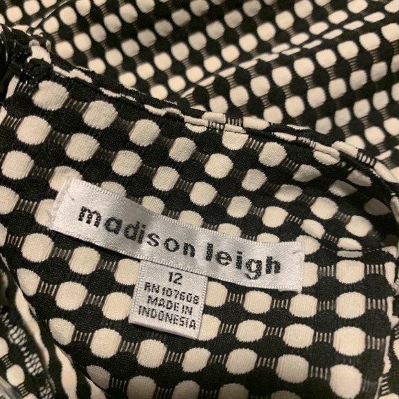 Black and whit dress - Picture 4 of 5